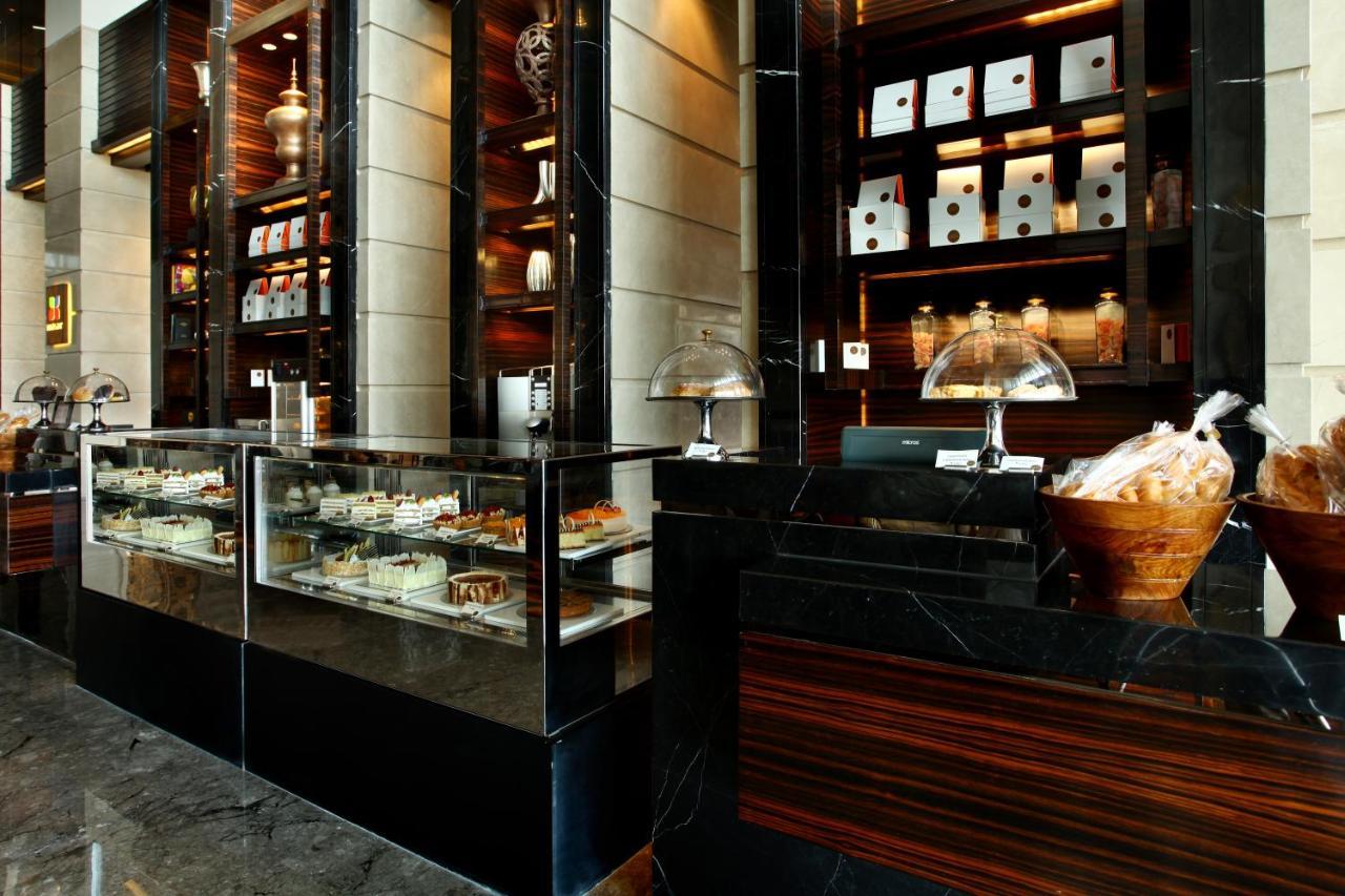 Hotel Crowne Plaza New Delhi Rohini By Ihg Zewnętrze zdjęcie
