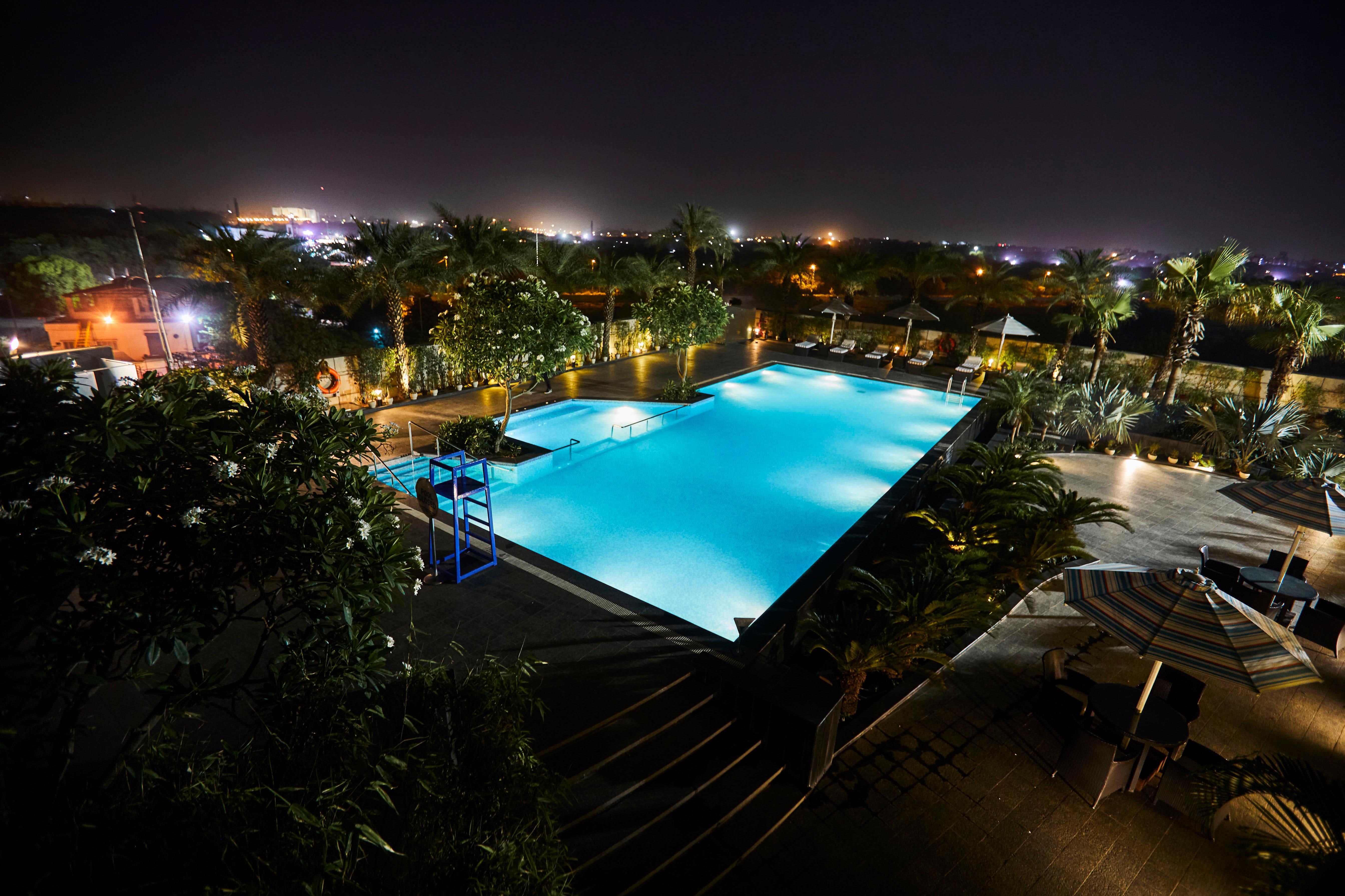 Hotel Crowne Plaza New Delhi Rohini By Ihg Zewnętrze zdjęcie